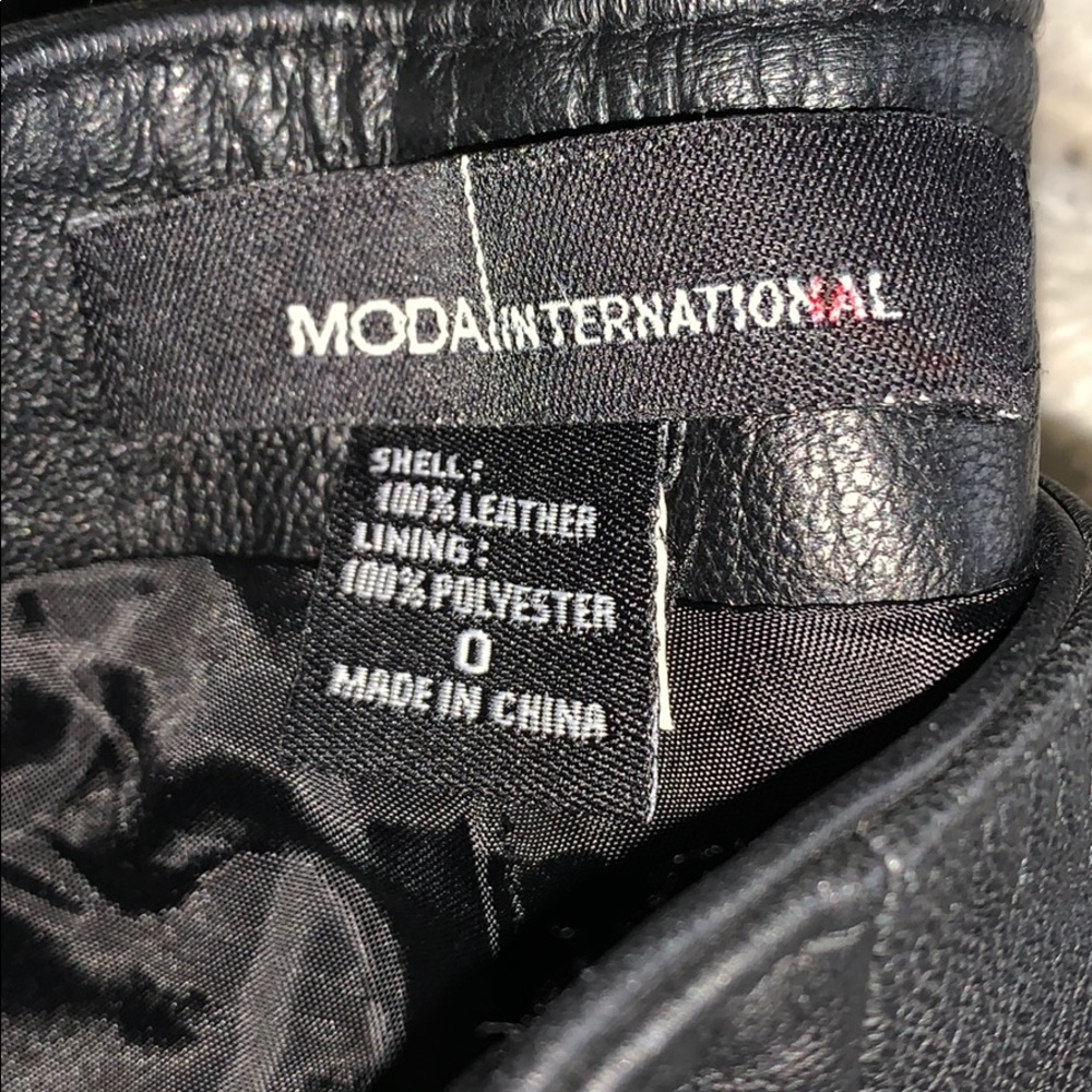 Moda International black leather pants sizs 0 new